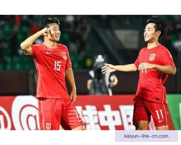张亦弛多次神勇扑救国少小组三战全负仅差一球惜败科特迪瓦